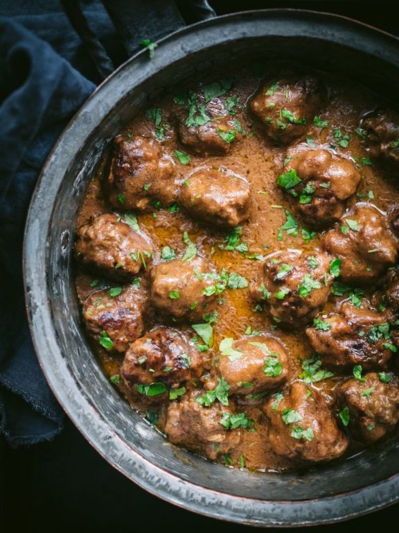 Hot Brown Meatballs