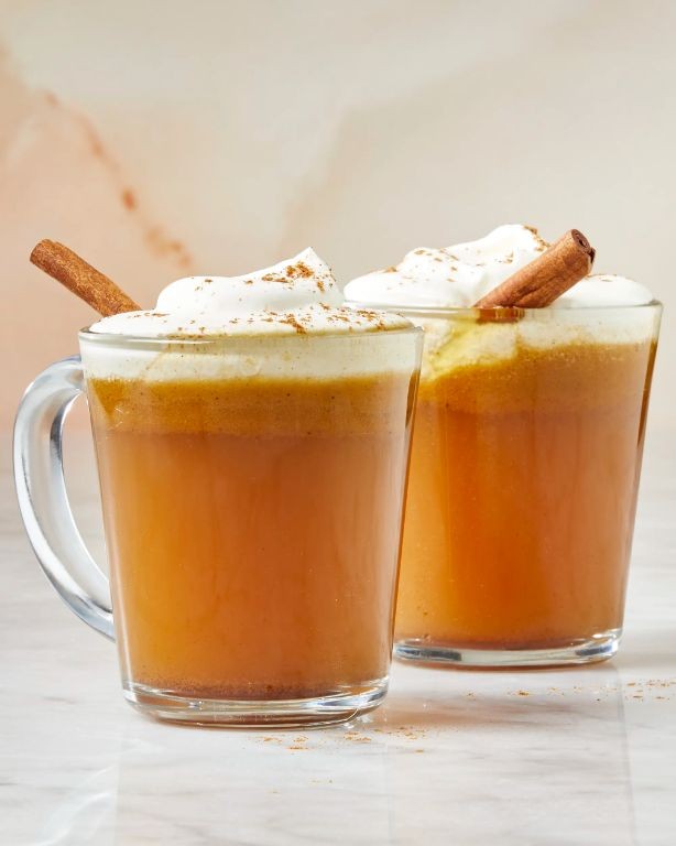 Hot Buttered Apple Cider Cocktail
