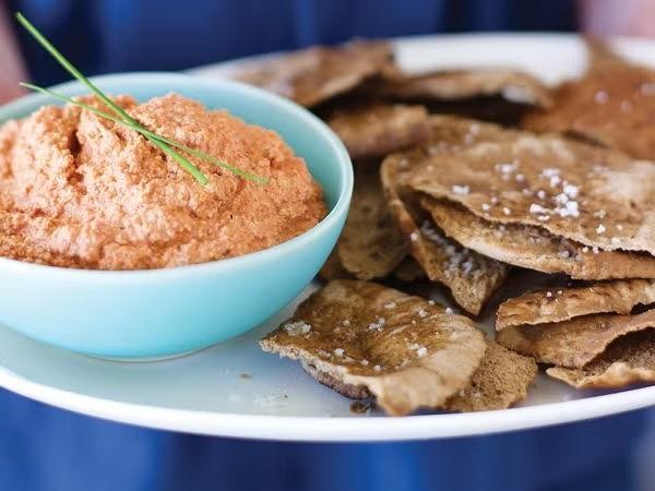 Hummus with Whole Wheat Pita