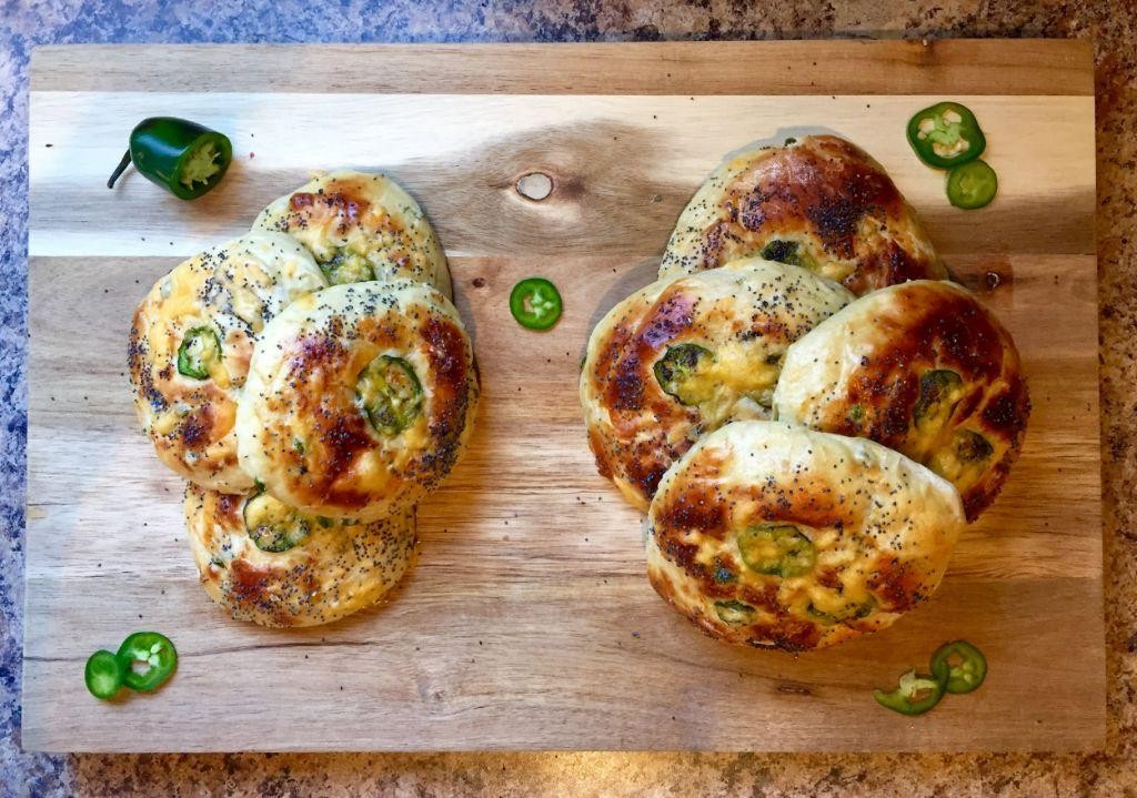 Jalapeño Cheddar Hamburger Buns