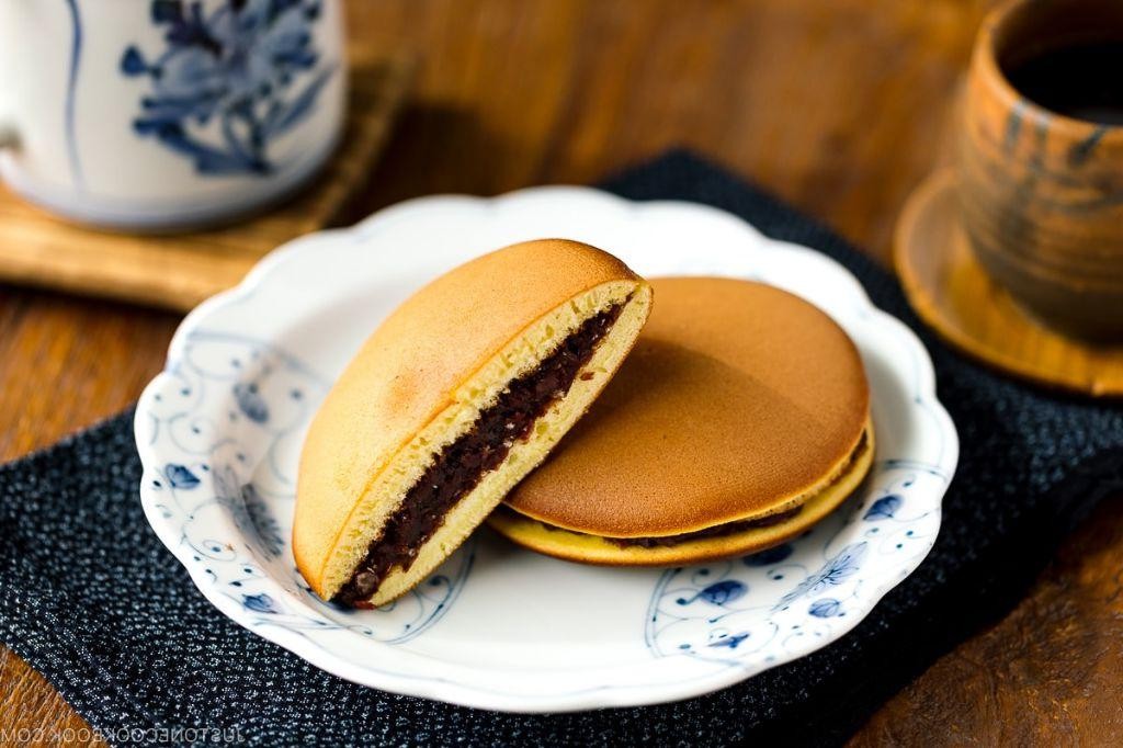 Japanese Dorayaki with Red Bean Filling