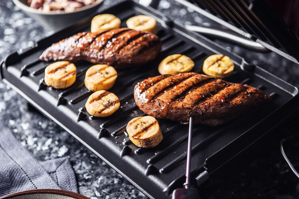 Jerk Chicken and Plantain Grill Basket