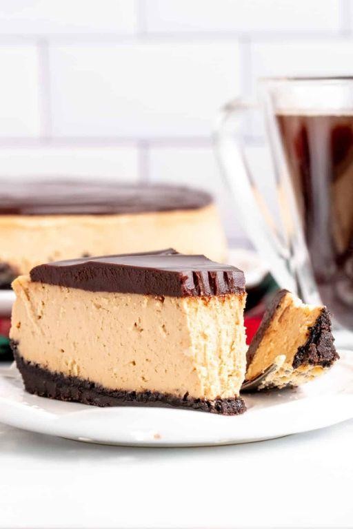 Kahlua Cheesecake with Oreo Crust