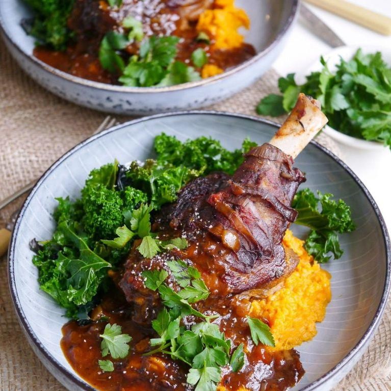 Lamb Shanks with Roasted Garlic and Thyme