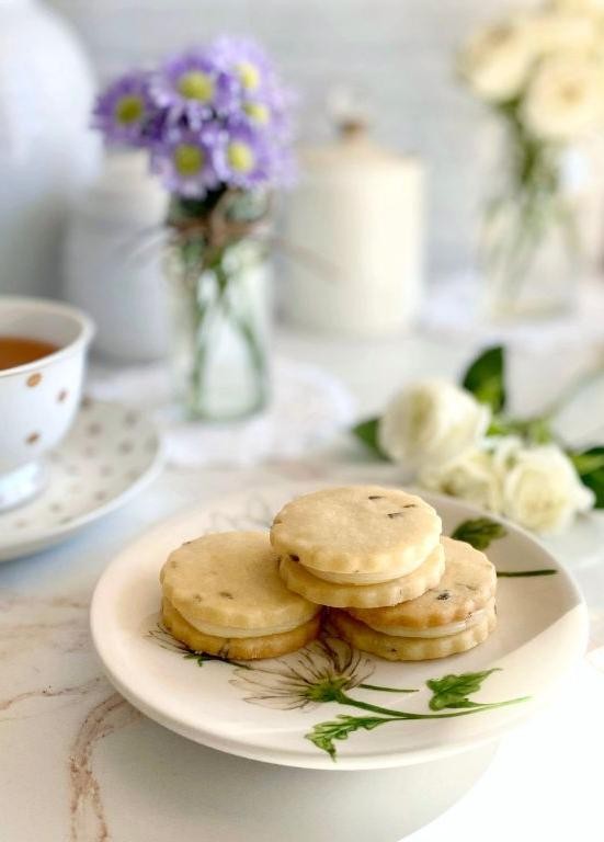 Lavender Honey Butter Cookies