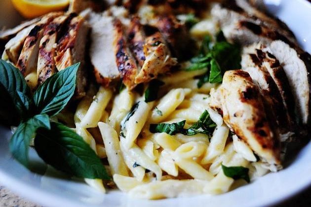 Lemon Basil Pasta with Grilled Chicken