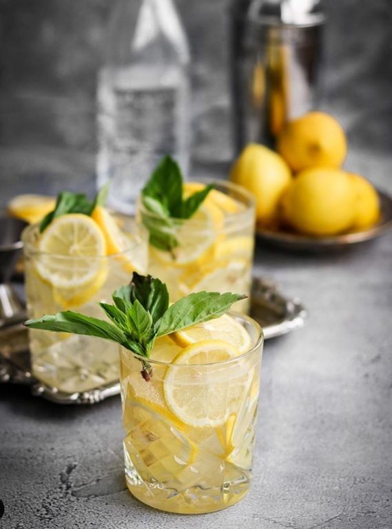 Lemon Basil Vodka Spritzer