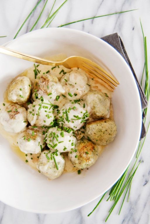 Lemon Garlic Butter Gnocchi with Spinach