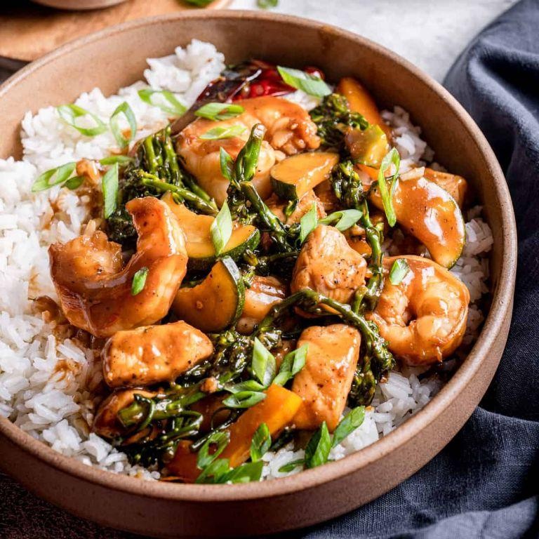 Lemon Garlic Chicken and Shrimp Stir-Fry