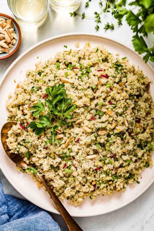 Lemon Garlic Quinoa with Fresh Herbs