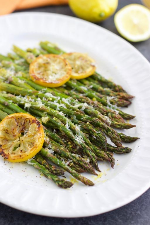 Lemon Garlic Roasted Asparagus