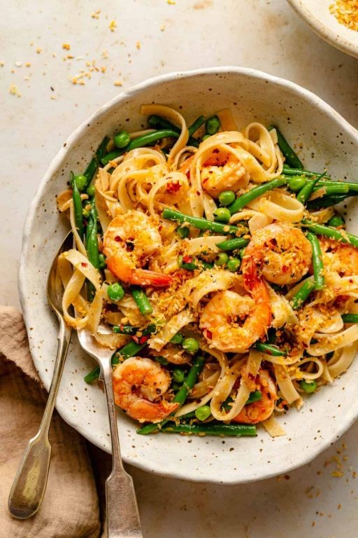 Lemon Garlic Shrimp Spaghetti