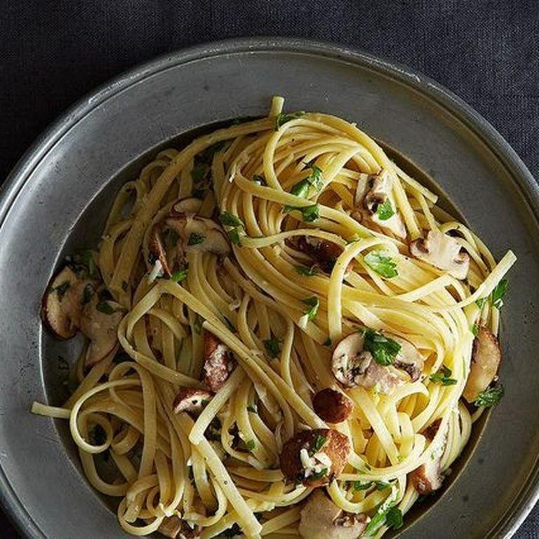 Lemon Mushroom Pasta with Thyme