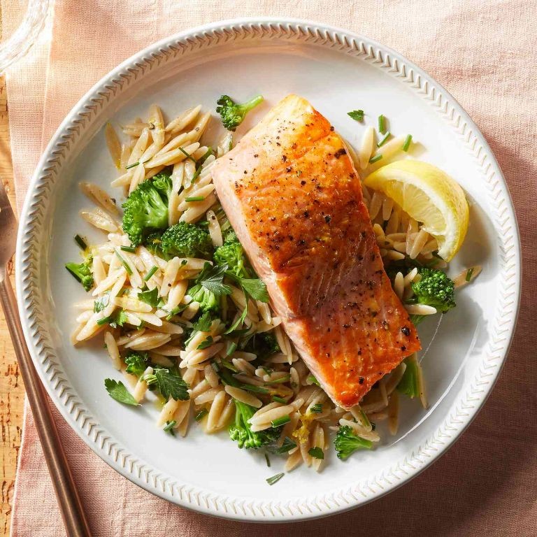 Lemon Orzo with Grilled Salmon and Dill