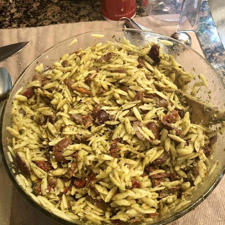 Lemon Orzo with Sun-Dried Tomatoes and Olives