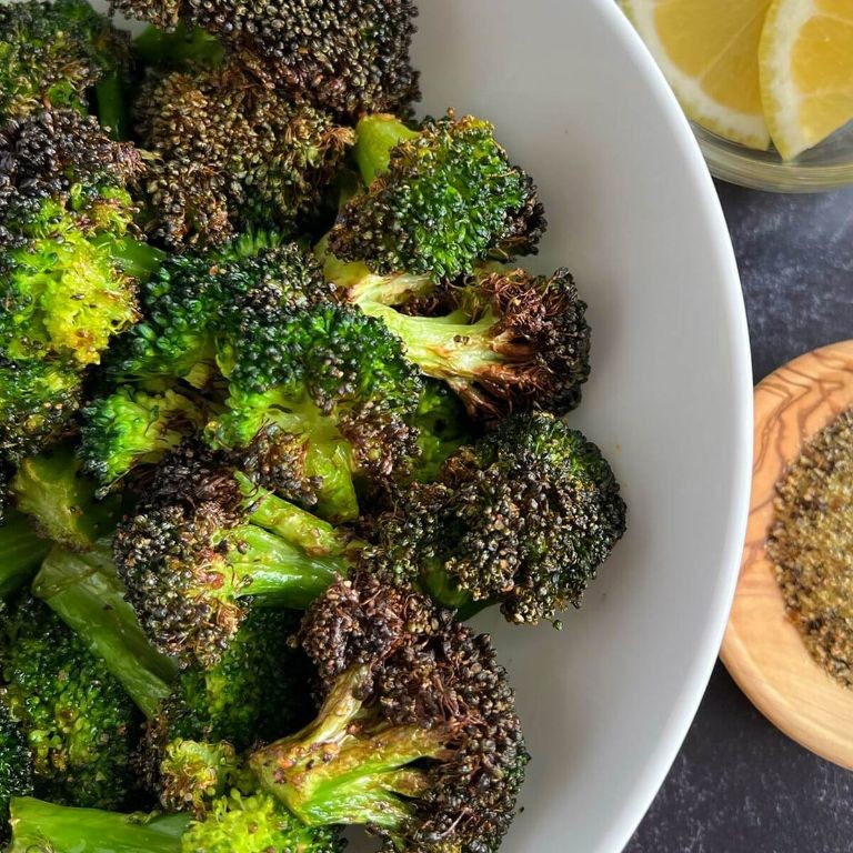 Lemon Pepper Microwave Broccoli