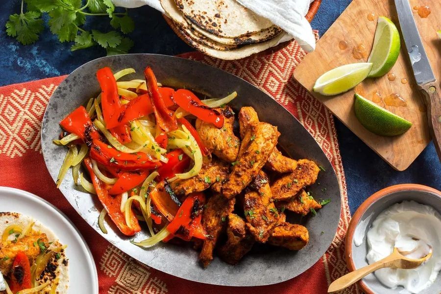 Lipton Onion Soup Chicken Fajitas with Peppers