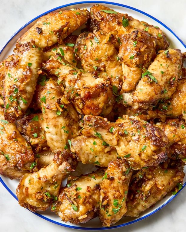 Lipton Onion Soup Chicken Wings with Spicy Dip