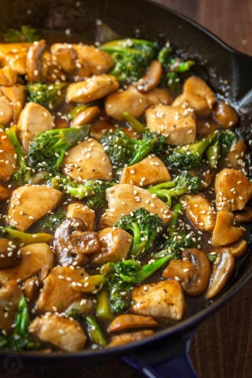 Lipton Onion Soup Chicken and Broccoli Stir-Fry