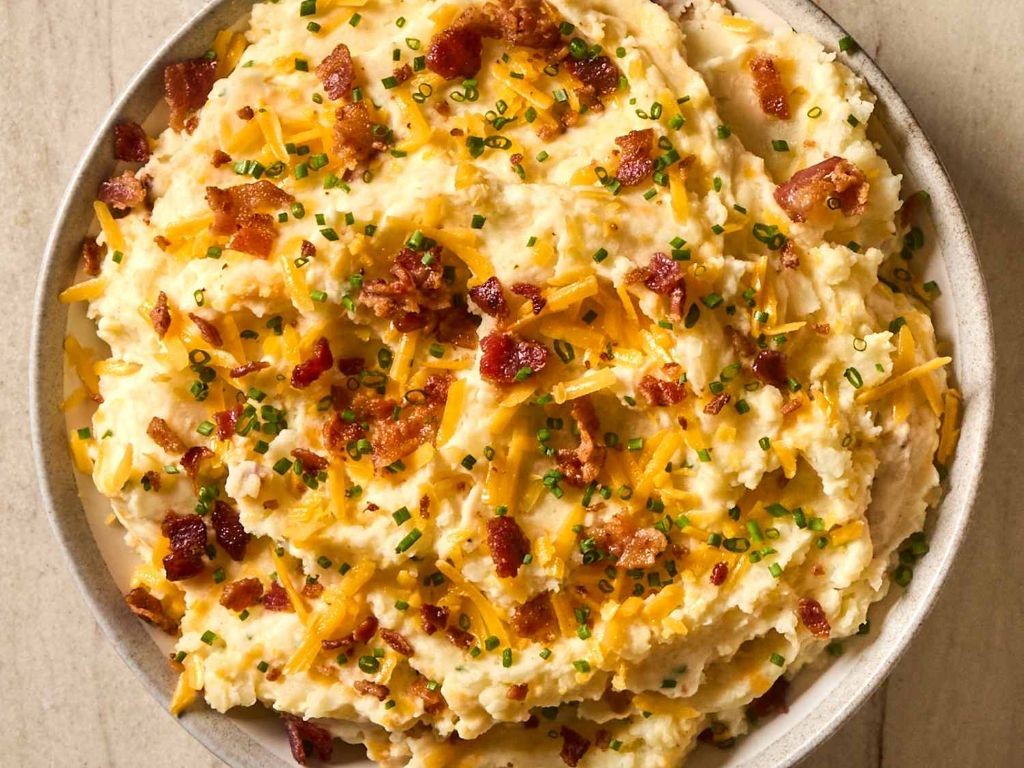 Loaded Wasabi Mashed Potatoes with Bacon Bits