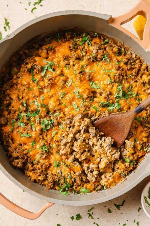 Low Carb Beef and Cauliflower Rice Skillet