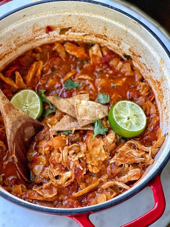 Low-Calorie Chicken Tortilla Soup