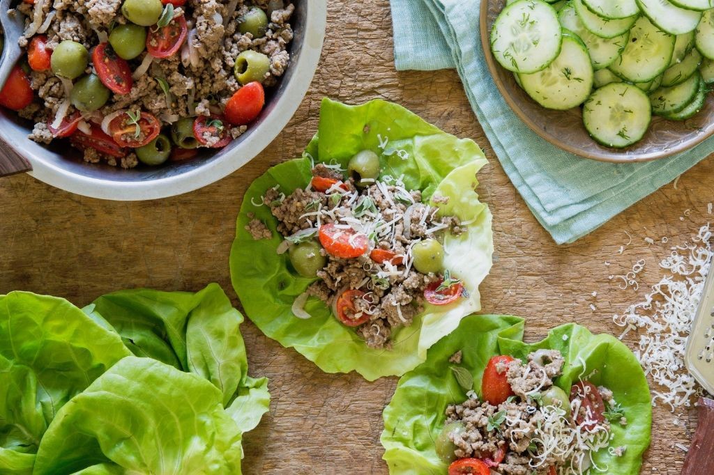 Low-Carb Greek Beef Lettuce Wraps