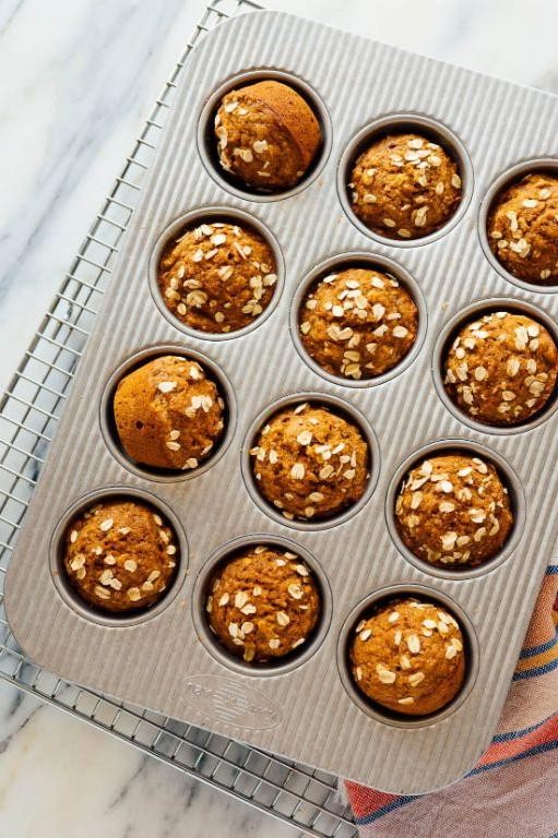 Low-Sugar Pumpkin Muffins