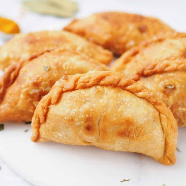 Malaysian Curry Puffs
