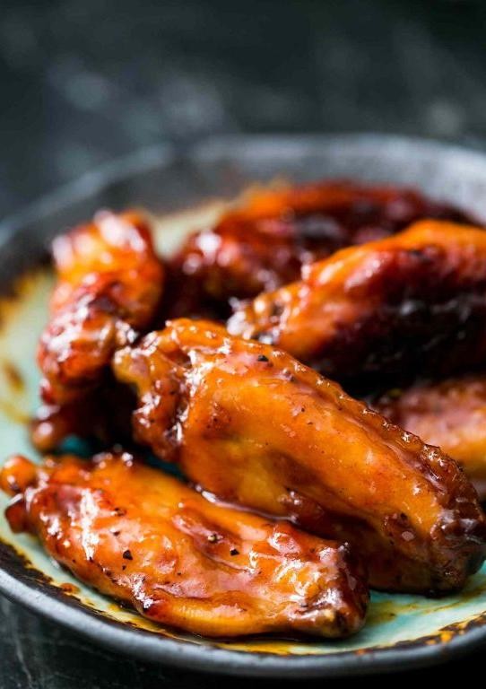 Maple Bourbon Hot Sauce Chicken Wings