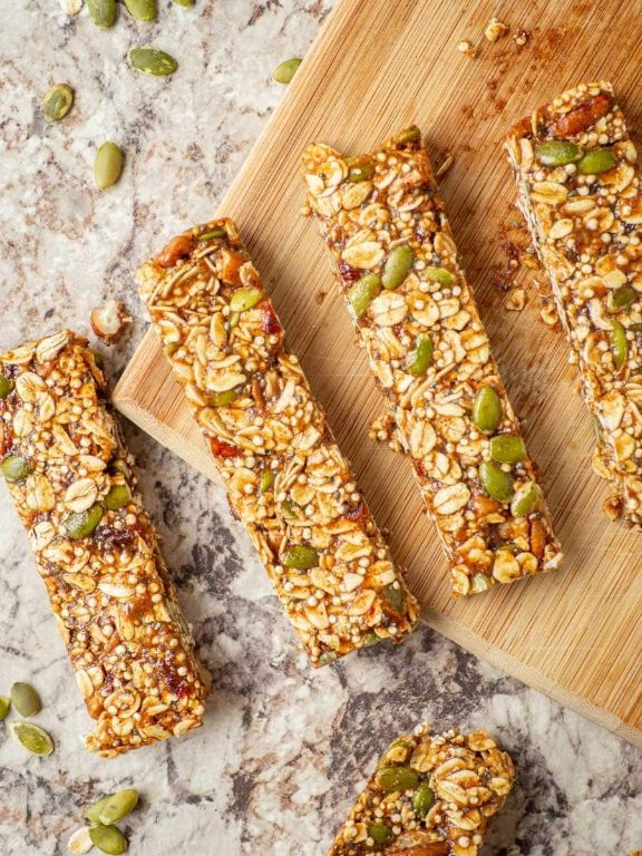 Maple Cinnamon Quinoa Raw Granola Bars