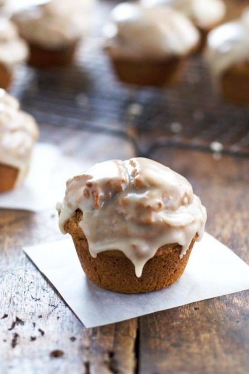 Maple Glazed Pumpkin Cupcakes