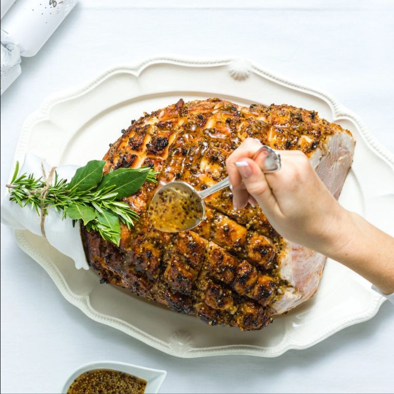 Maple-Glazed Ham Fondue with Mustard Dip