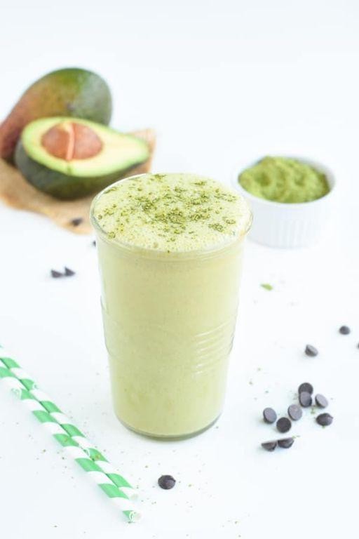 Matcha Avocado Green Tea Smoothie