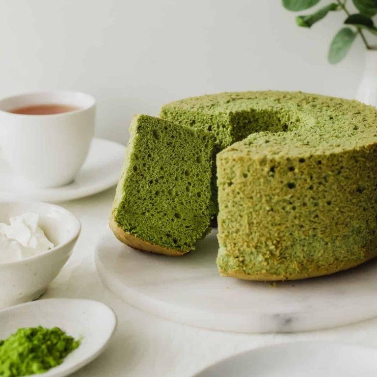 Matcha Green Tea Chiffon Cake