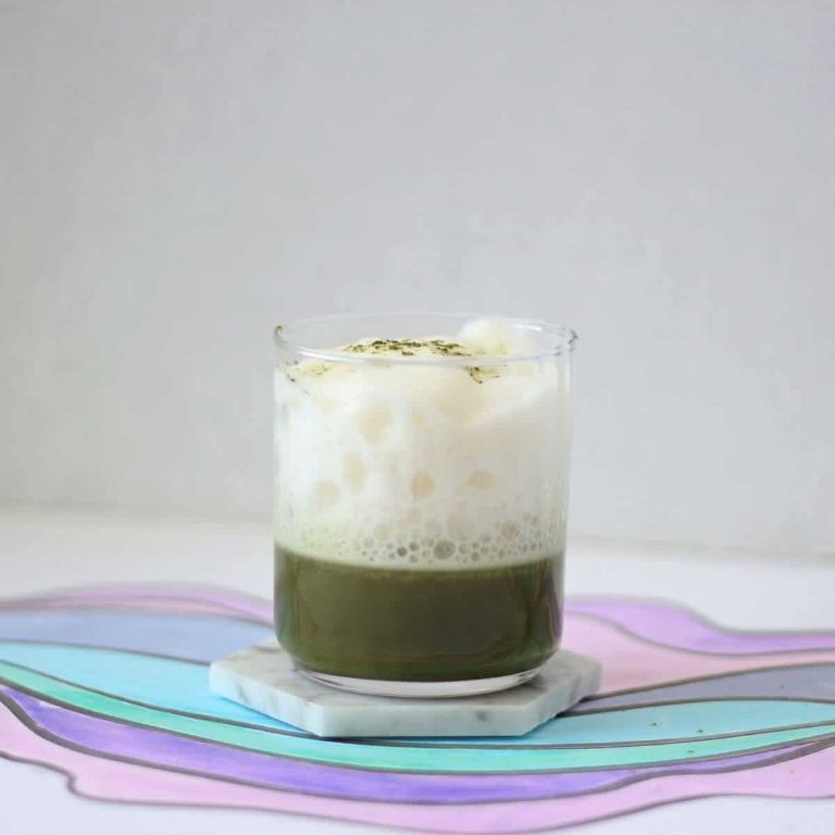 Matcha Swirl Caffè Macchiato