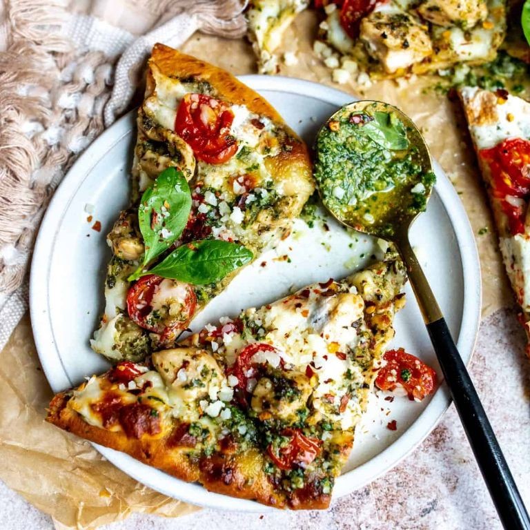 Mediterranean Chicken and Pesto Flatbread