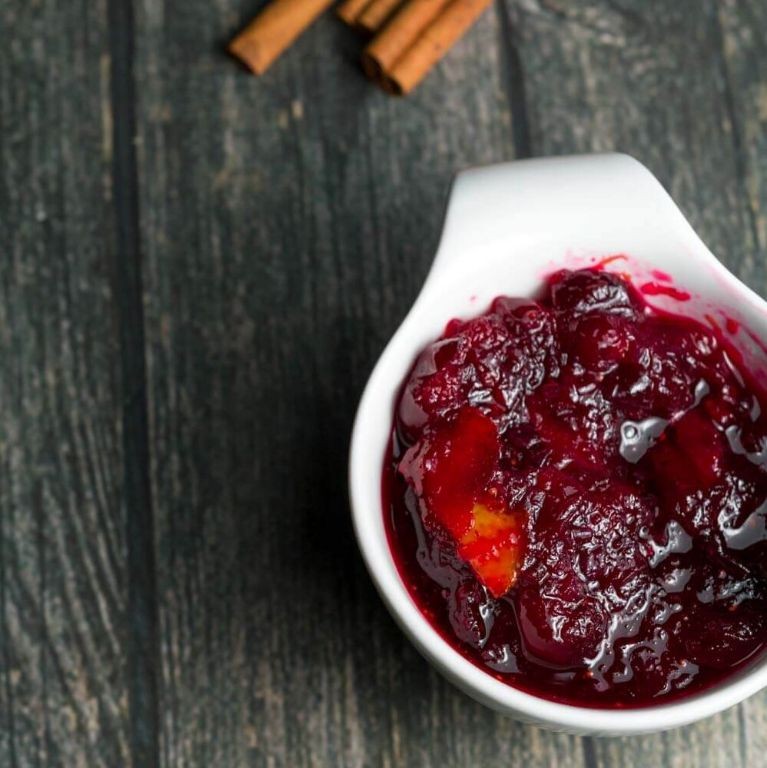 Meyers Dark Rum Cranberry Sauce