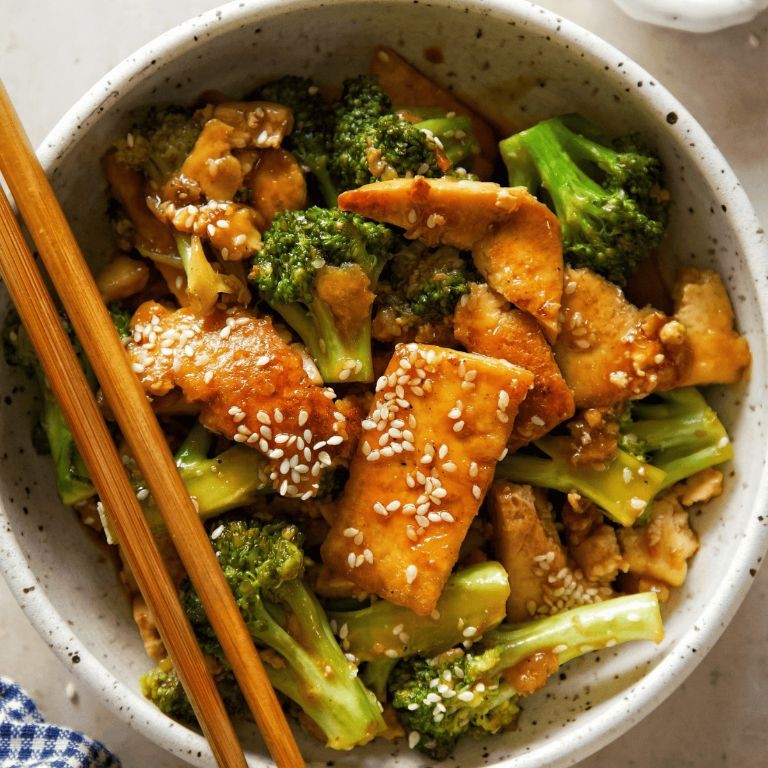 Microwave Broccoli and Tofu Stir-Fry