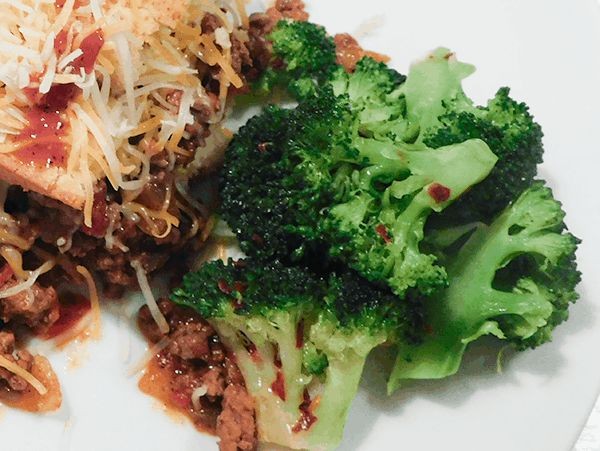 Microwave Broccoli with Red Pepper Flakes