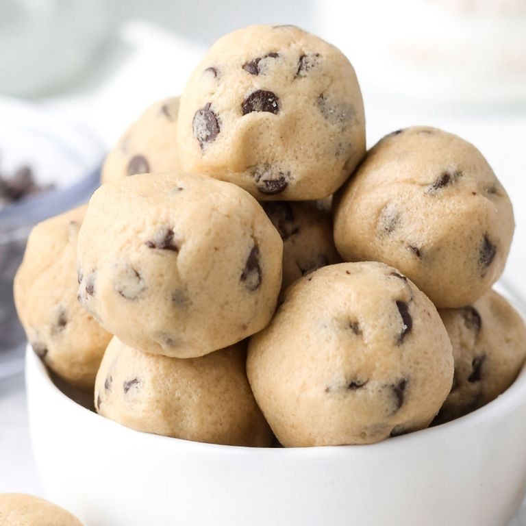 No Bake Chocolate Chip Cookie Dough Bites