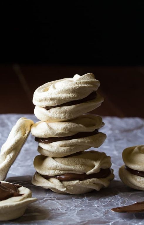 Nutella Meringue Sandwich Cookies