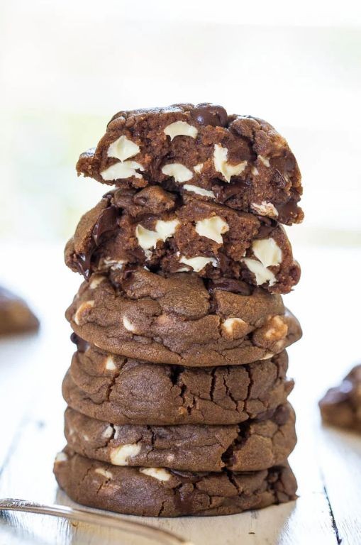 Nutella and White Chocolate Chunk Cookies