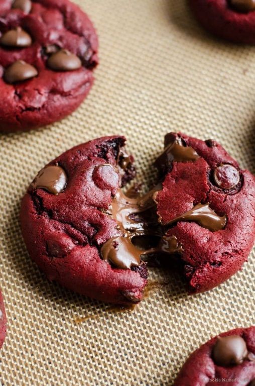 Nutella-Stuffed Red Velvet Cookies