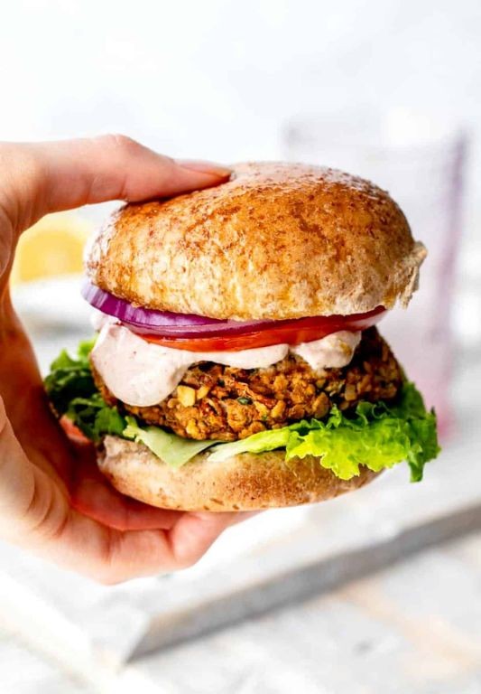 Oat Bran Burgers with Chickpeas