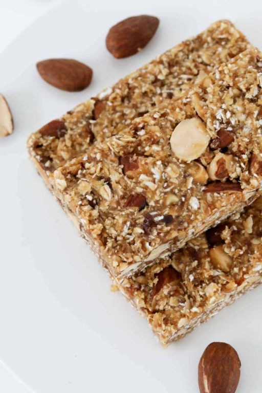 Oat Bran Energy Bars with Dates