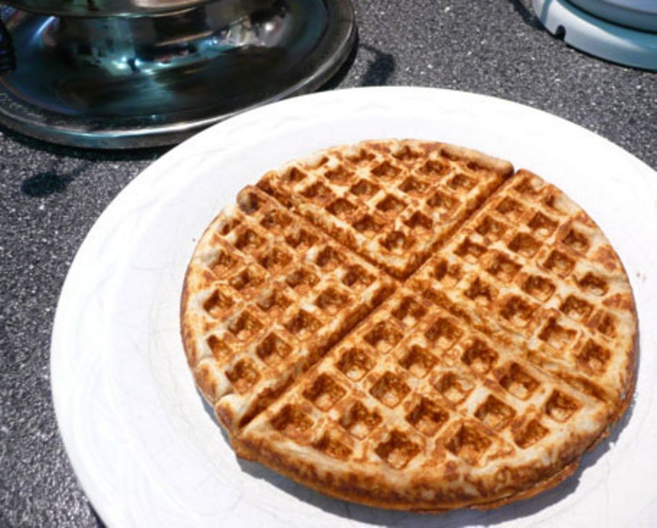 Oat Bran Waffles with Honey