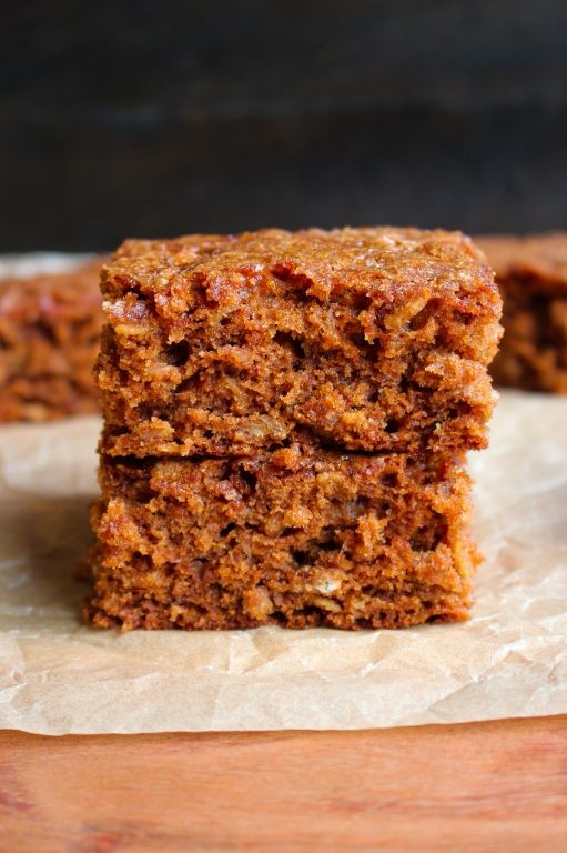 Oatmeal Gingerbread Cake