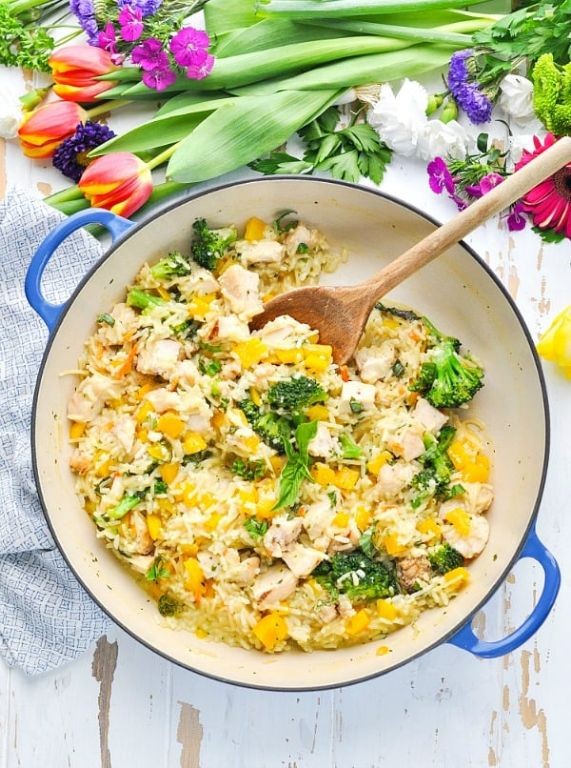 One-Pot Knorr Chicken and Rice with Vegetables