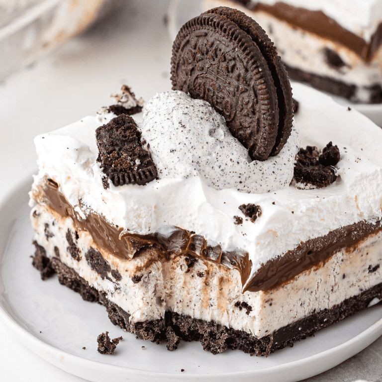 Oreo Cookie Ice Cream Cake